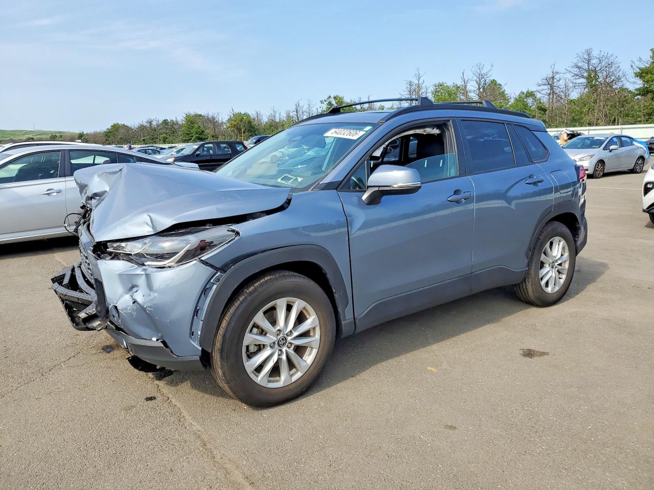 2024 TOYOTA COROLLA CROSS LE