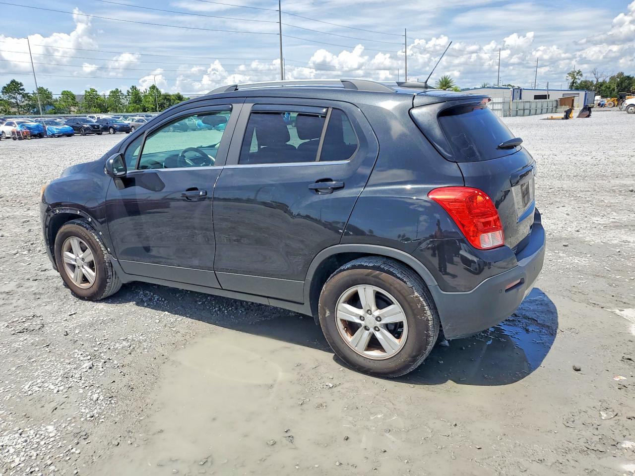 2015 CHEVROLET TRAX 1LT — снимка 2