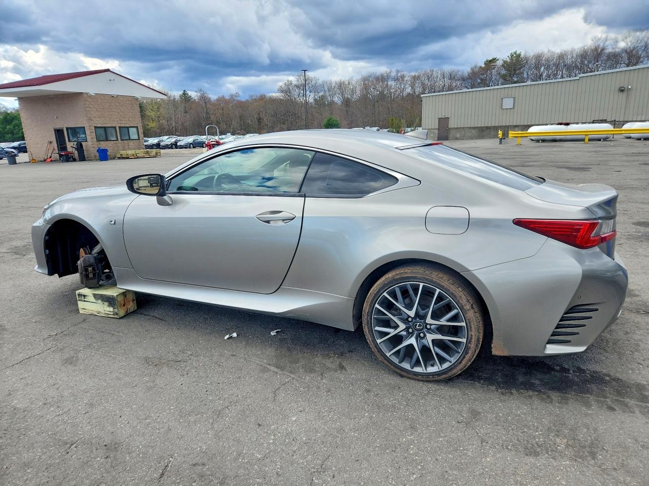 2017 LEXUS RC 300 BASE — снимка 2