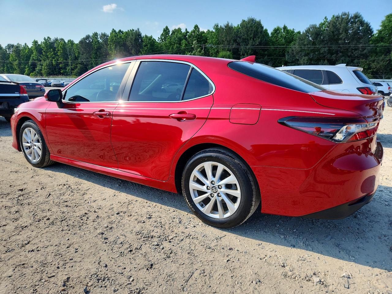 2024 TOYOTA CAMRY LE — снимка 2