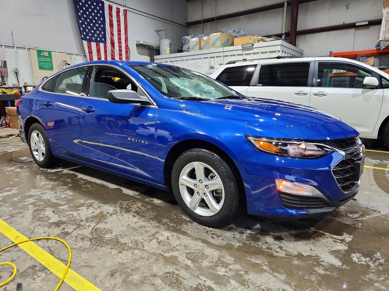 2023 CHEVROLET MALIBU LS — снимка 4