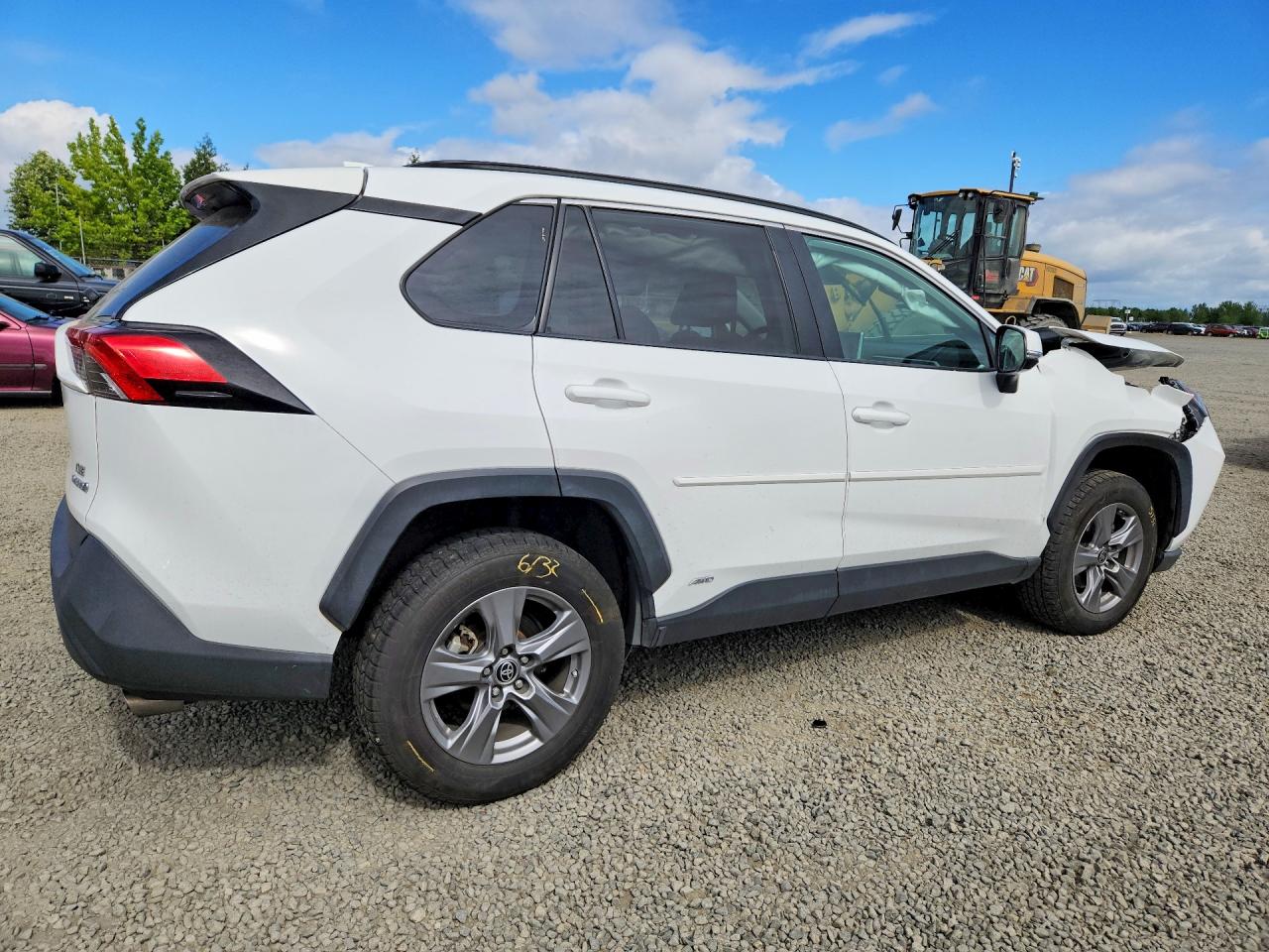 2023 TOYOTA RAV4 LE — снимка 3