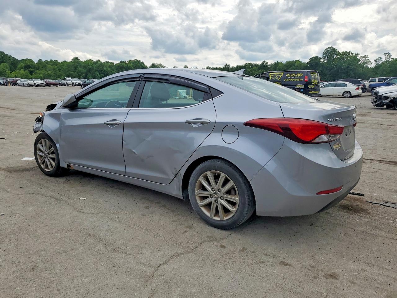 2015 HYUNDAI ELANTRA SE — снимка 2