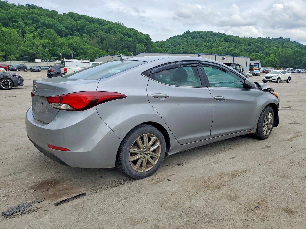 2015 HYUNDAI ELANTRA SE — снимка 3