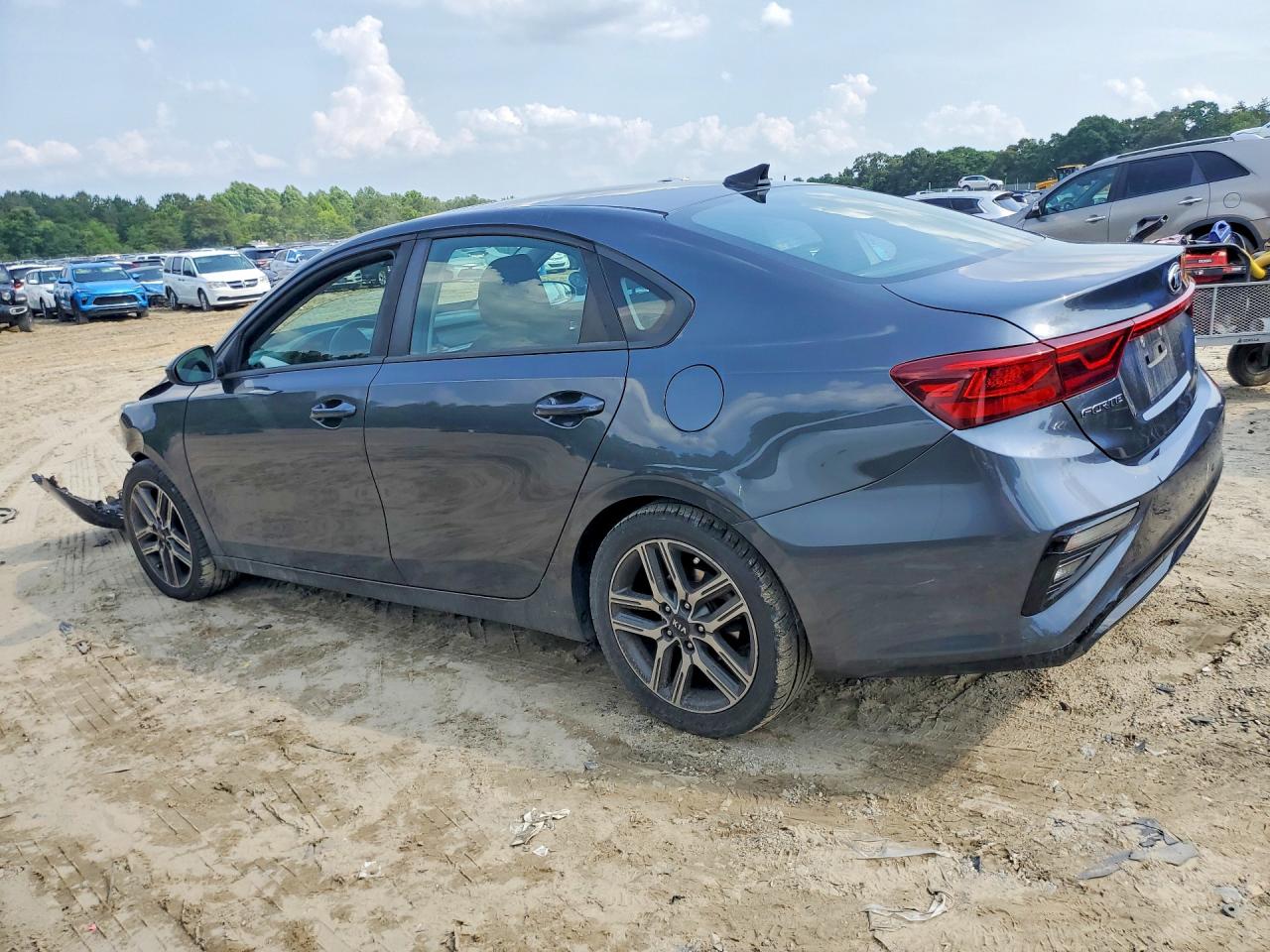 2019 KIA FORTE S — снимка 2