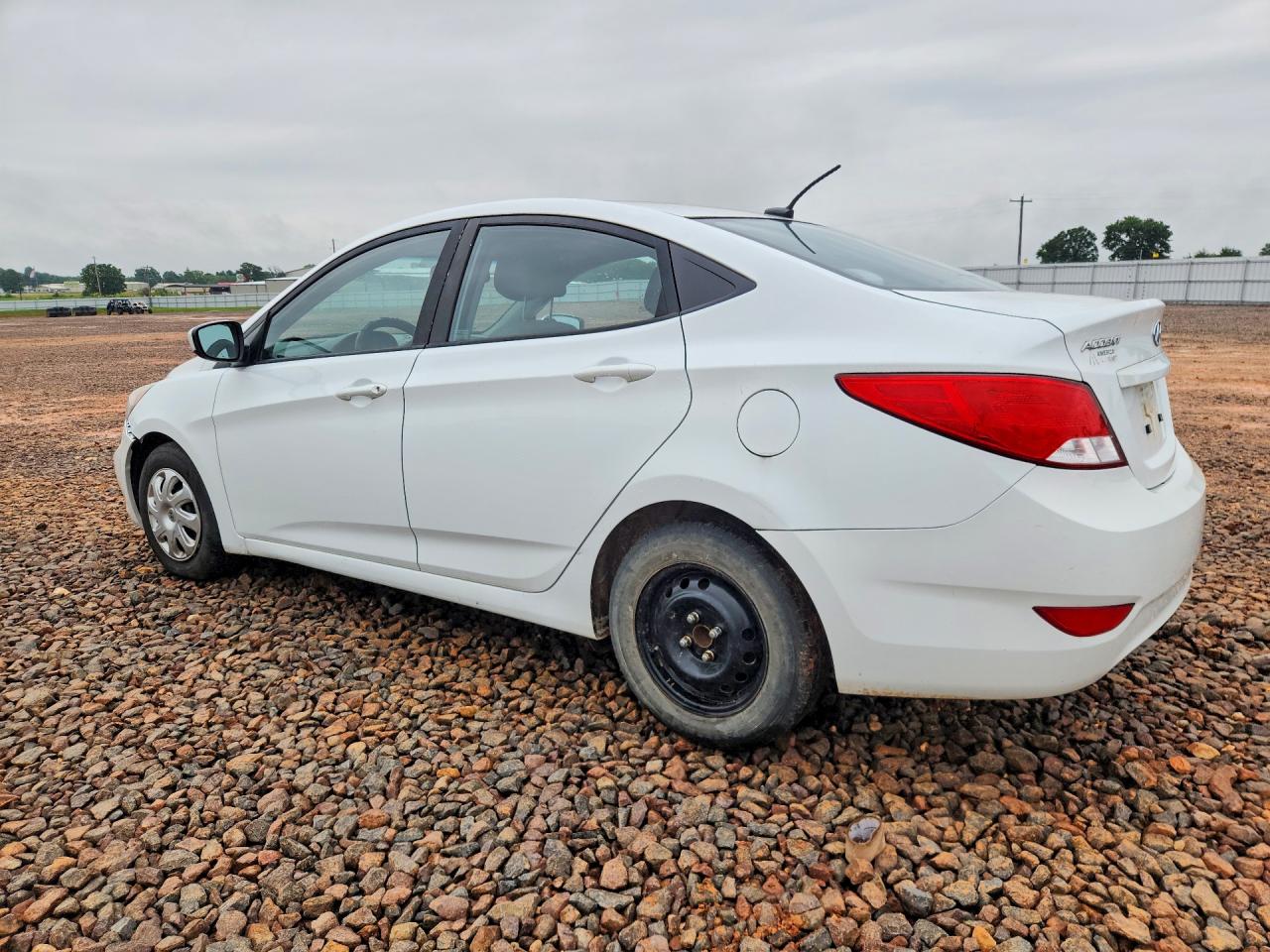 2016 HYUNDAI ACCENT SE — снимка 2