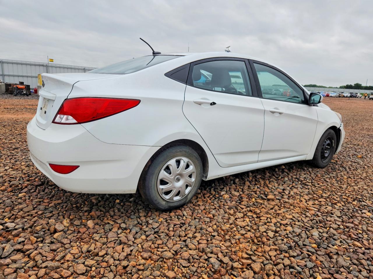 2016 HYUNDAI ACCENT SE — снимка 3
