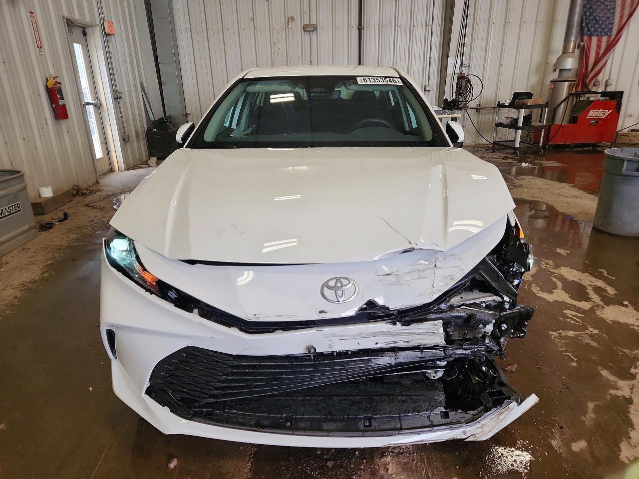 2026 TOYOTA CAMRY LE — снимка 5