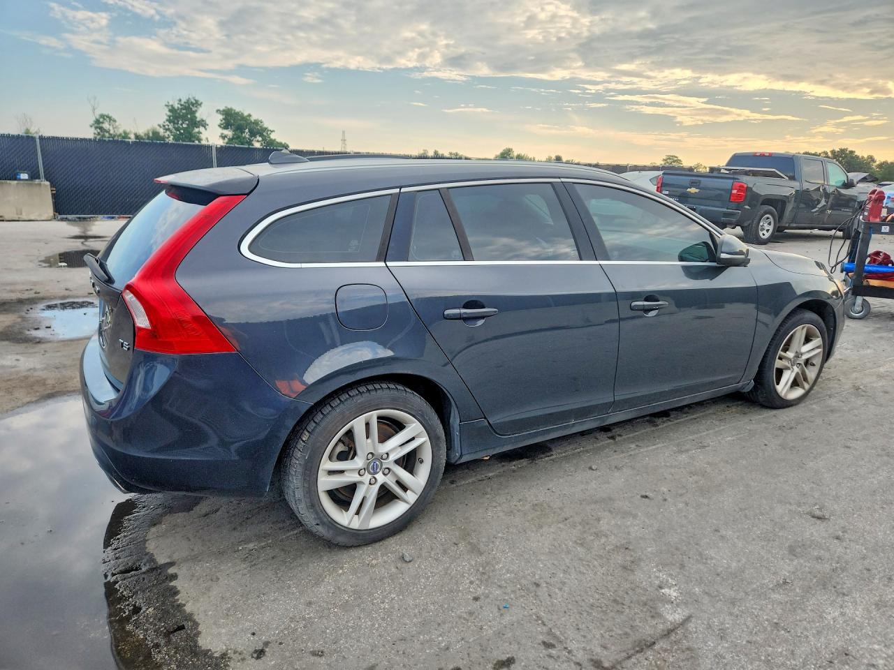 2015 VOLVO V60 PREMIER — снимка 3