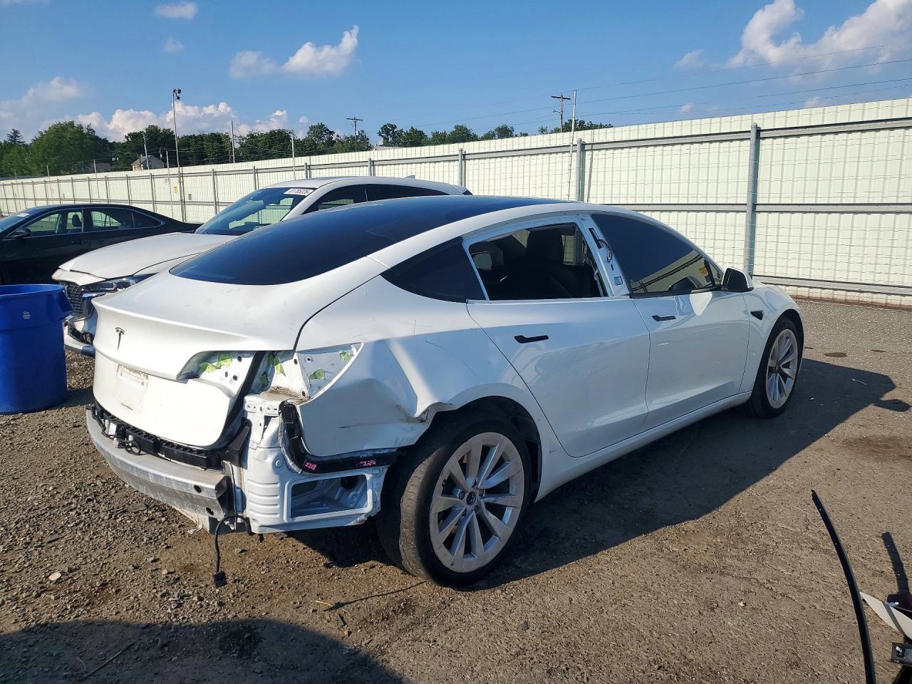 2022 TESLA MODEL 3 — снимка 3