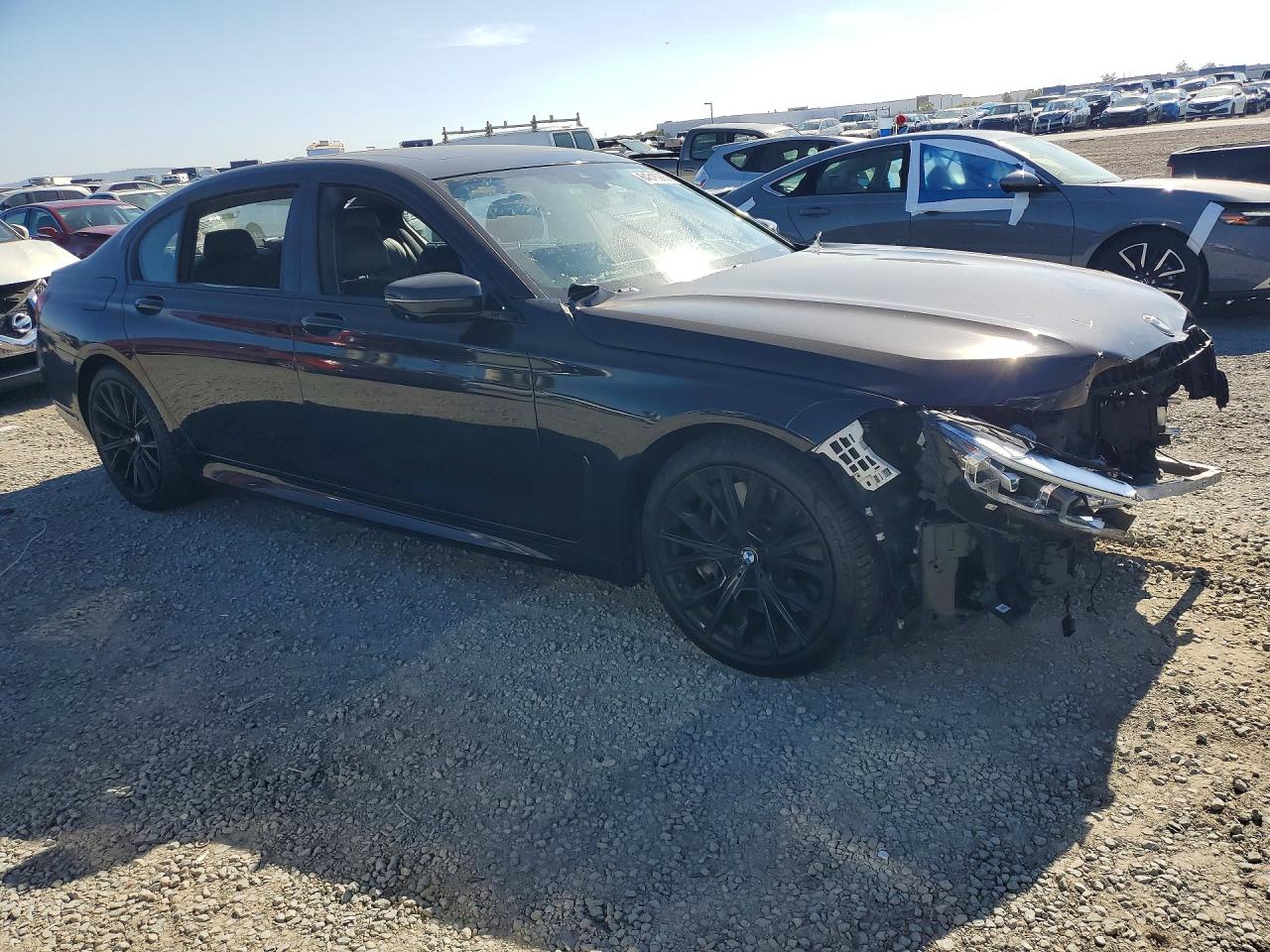 2021 BMW 750 XI — снимка 4