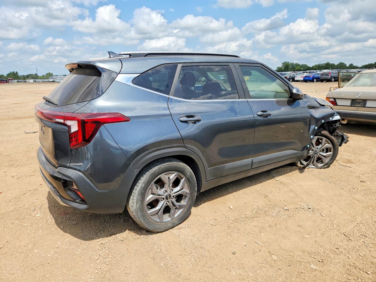 2024 KIA SELTOS S — снимка 3