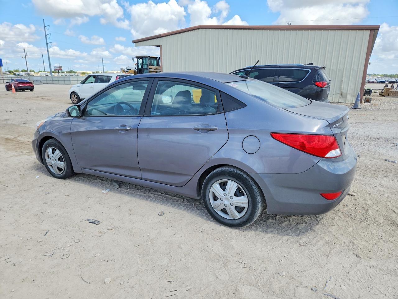 2017 HYUNDAI ACCENT SE — снимка 2