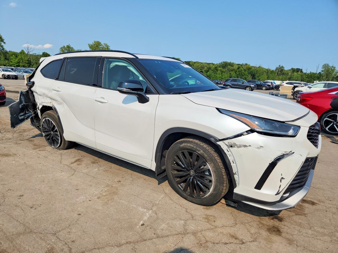 2025 TOYOTA HIGHLANDER XSE — снимка 4