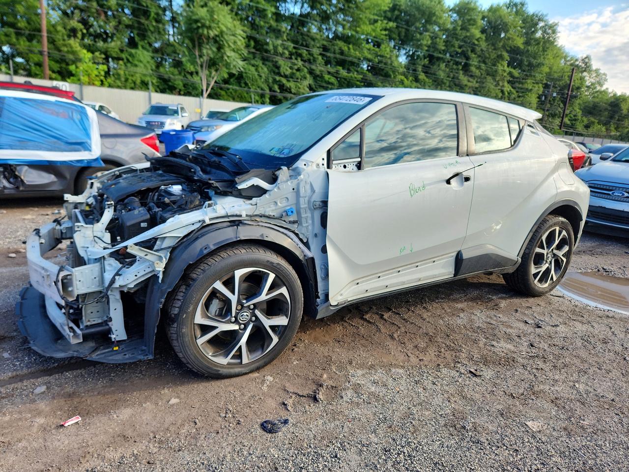 2018 TOYOTA C-HR XLE PREMIUM
