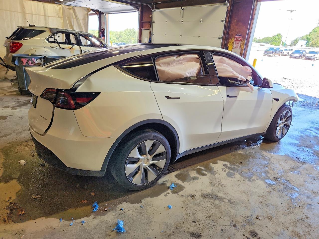 2023 TESLA MODEL Y — снимка 3