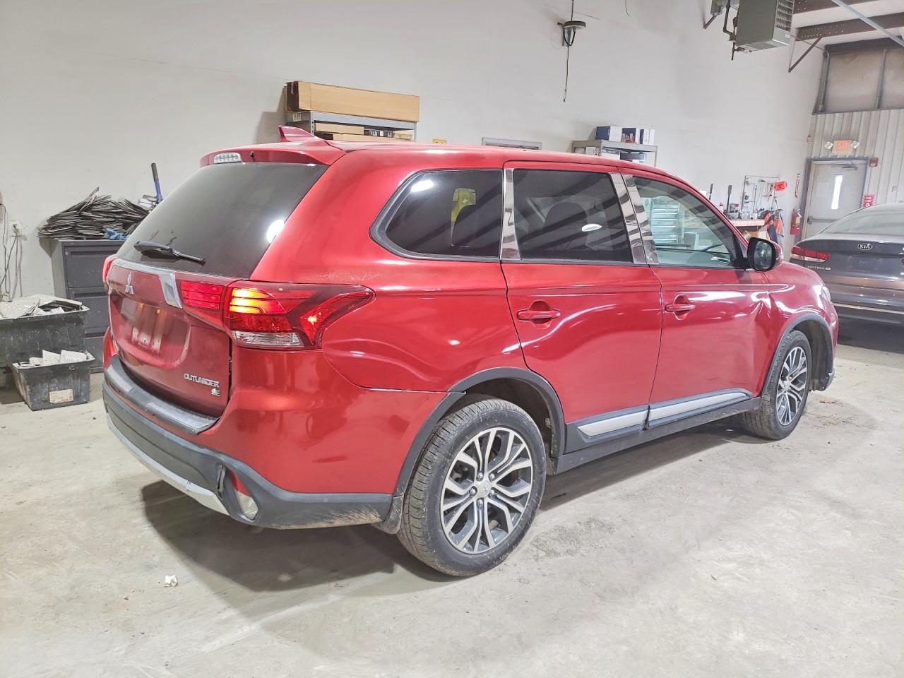 2017 MITSUBISHI OUTLANDER SE — снимка 3