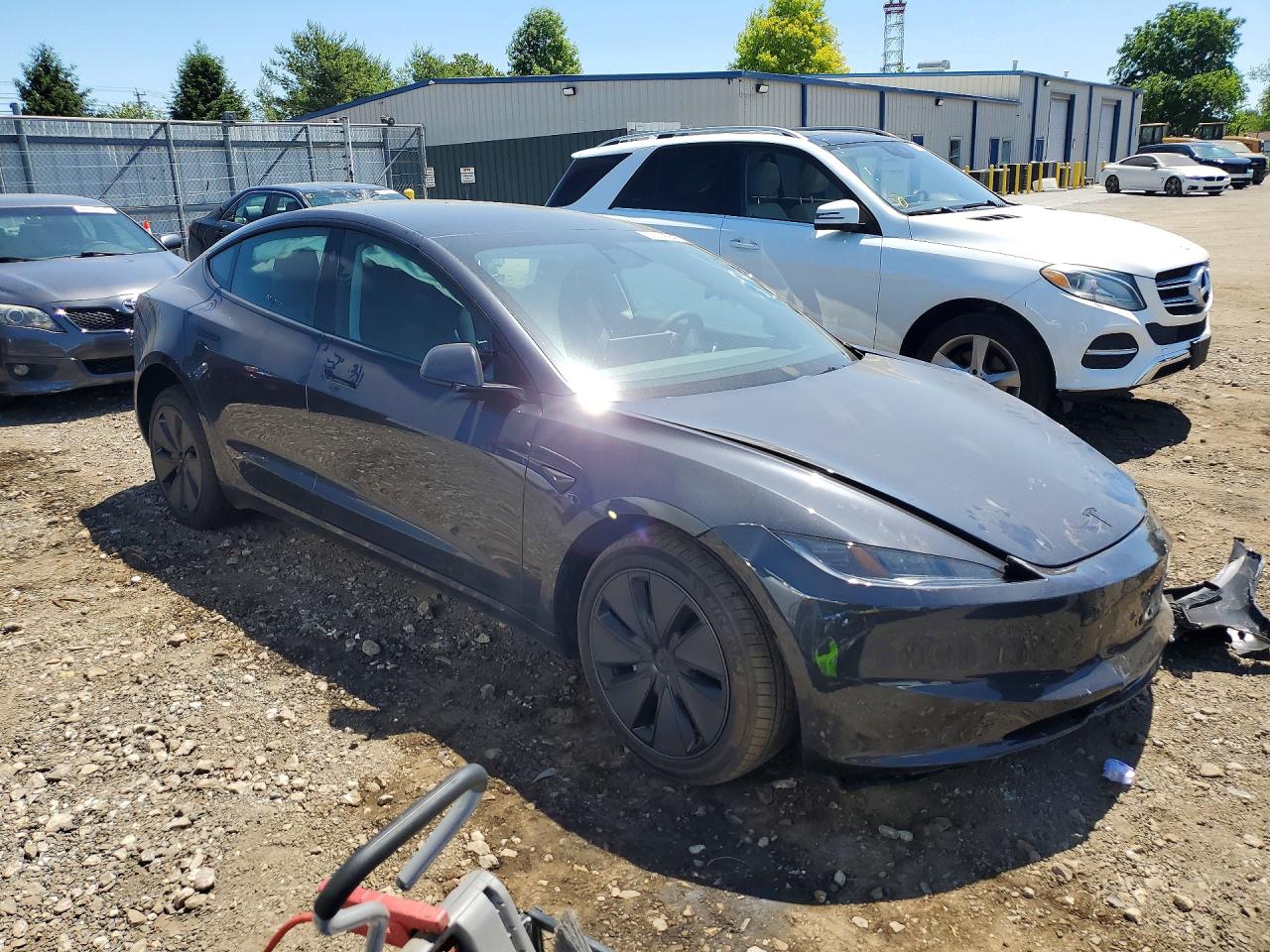 2026 TESLA MODEL 3 — снимка 4