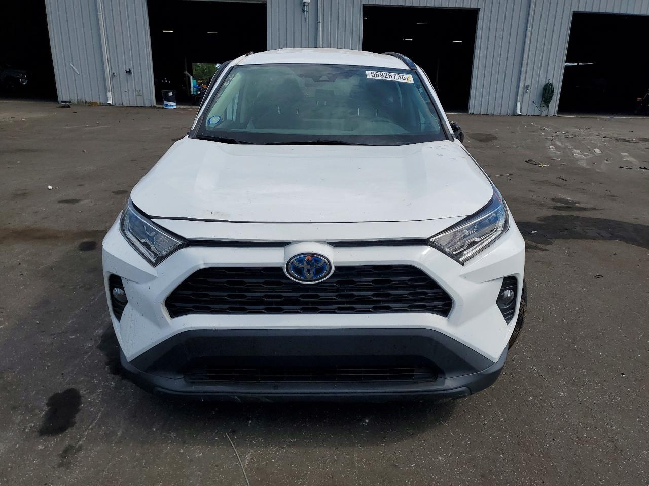 2020 TOYOTA RAV4 HYBRID XLE — снимка 5