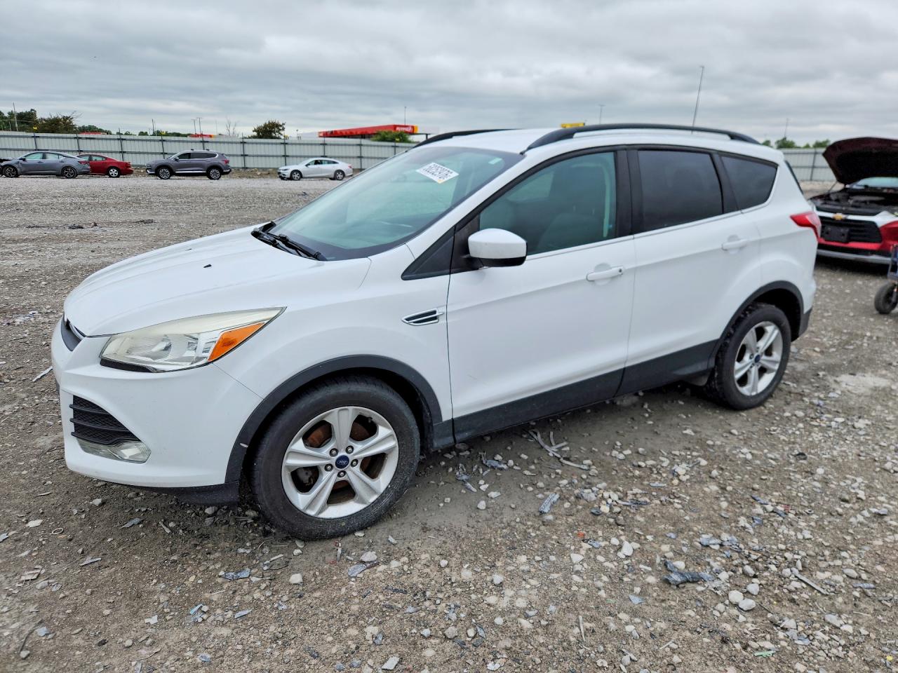 2015 FORD ESCAPE SE