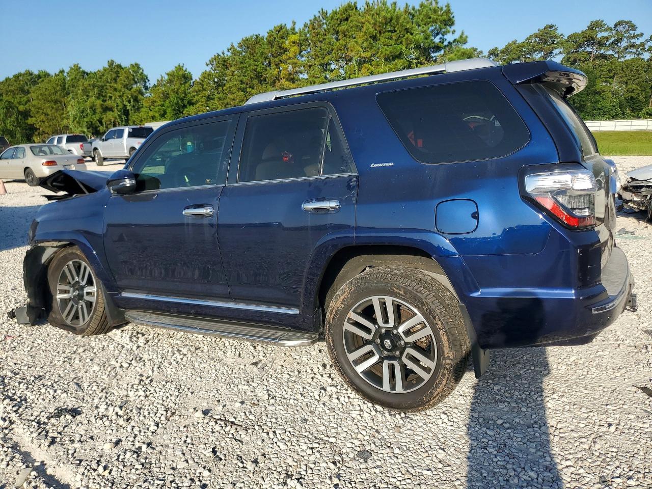 2017 TOYOTA 4RUNNER LIMITED — снимка 2
