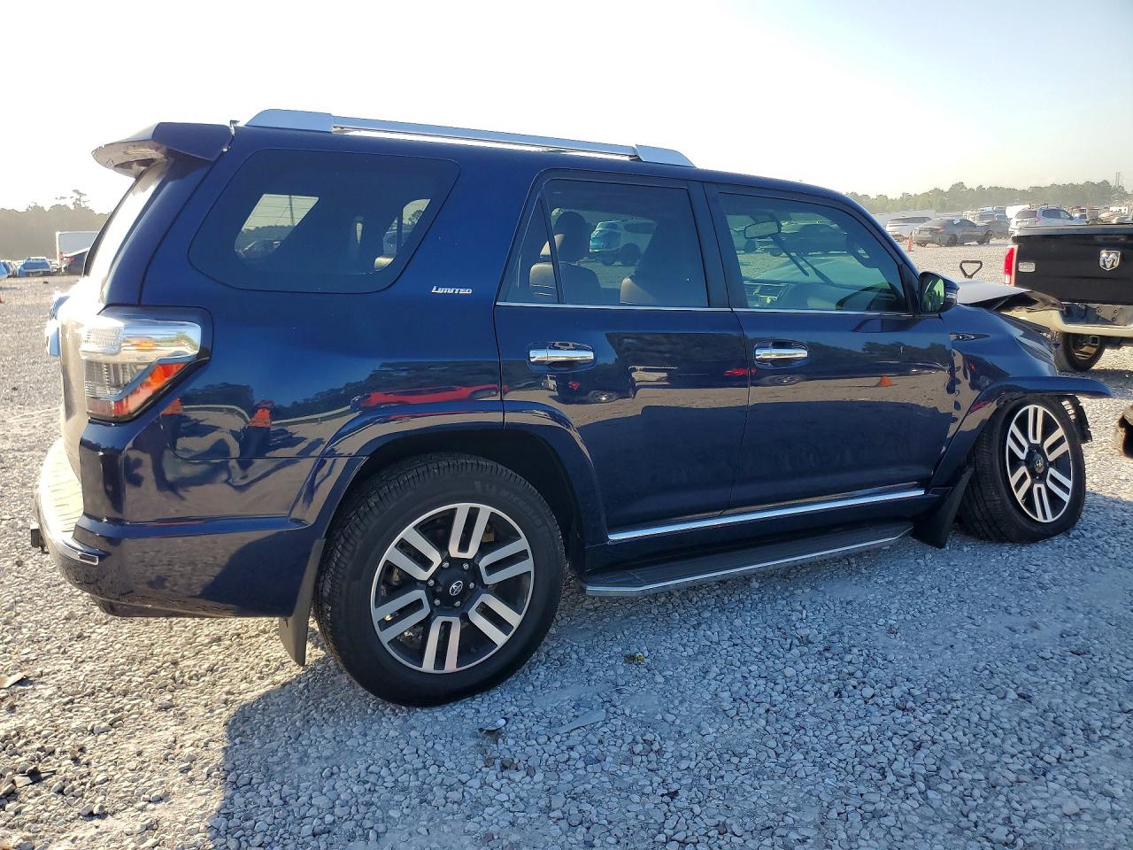 2017 TOYOTA 4RUNNER LIMITED — снимка 3