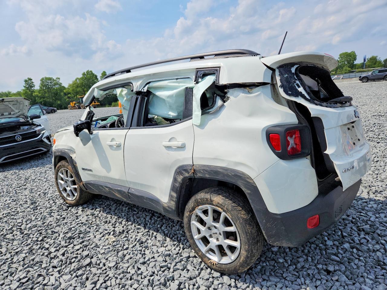 2023 JEEP RENEGADE LATITUDE — снимка 2