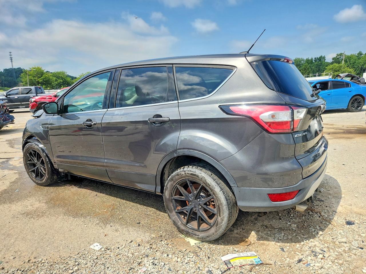 2017 FORD ESCAPE SE — снимка 2