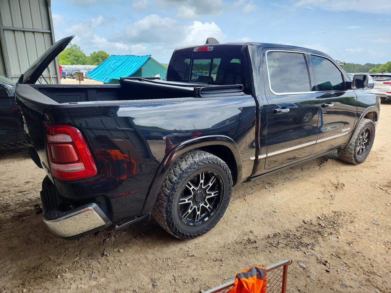 2019 RAM 1500 LIMITED — снимка 3