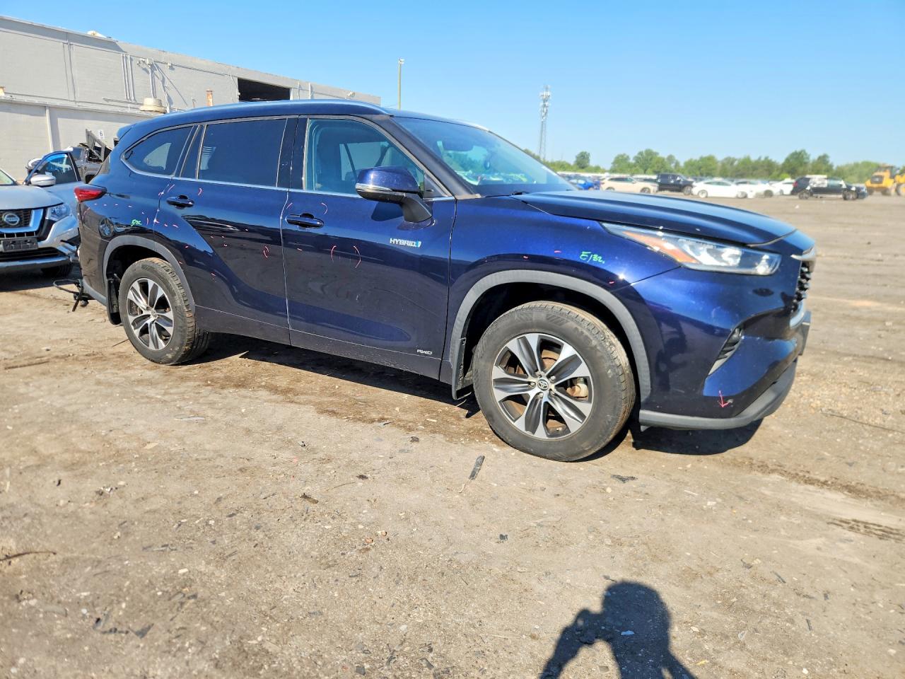 2020 TOYOTA HIGHLANDER HYBRID XLE — снимка 4