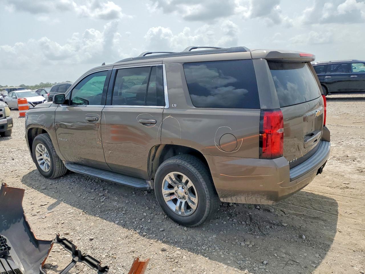 2015 CHEVROLET TAHOE C1500 LS — снимка 2