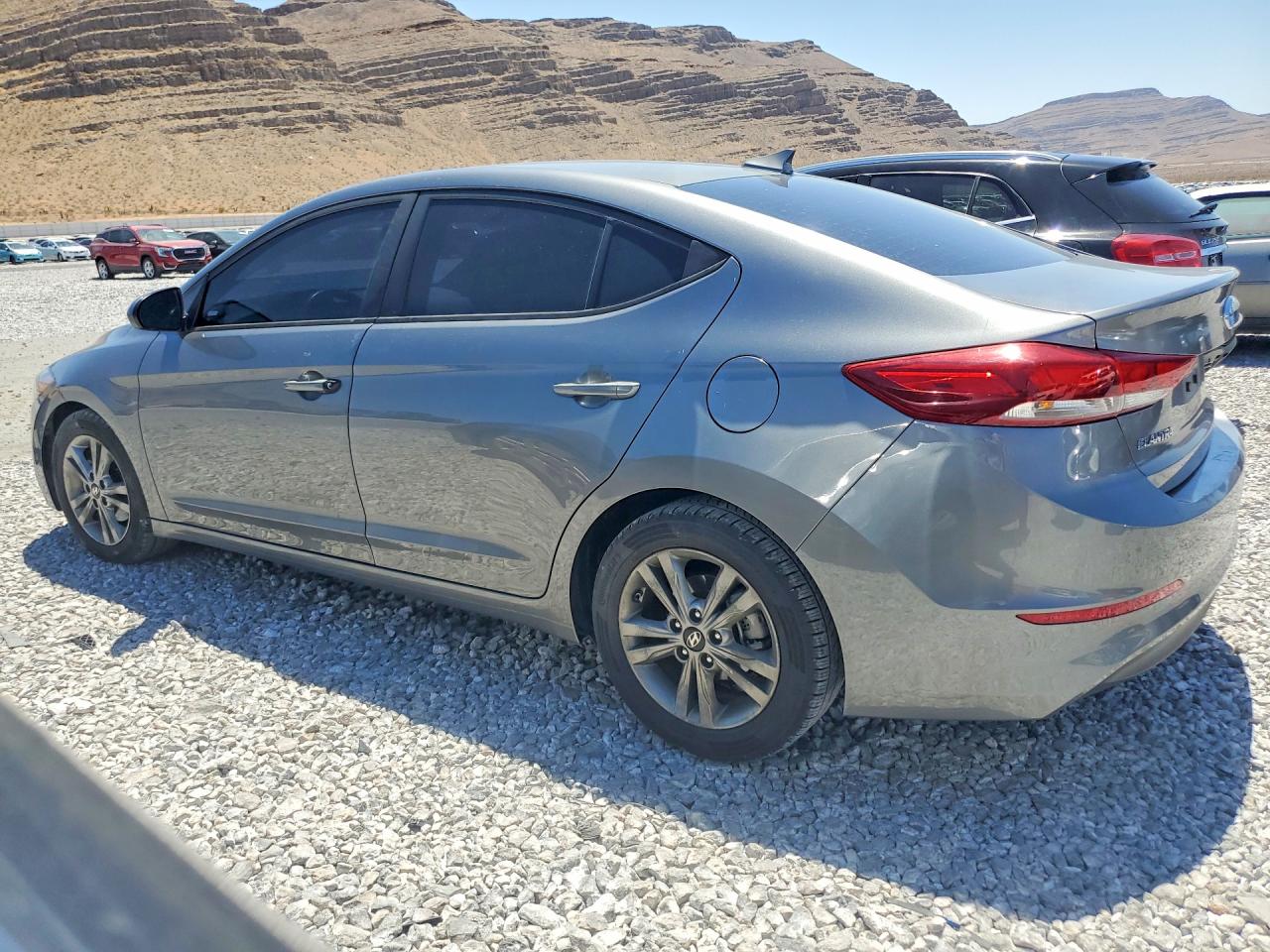 2018 HYUNDAI ELANTRA SEL — снимка 2