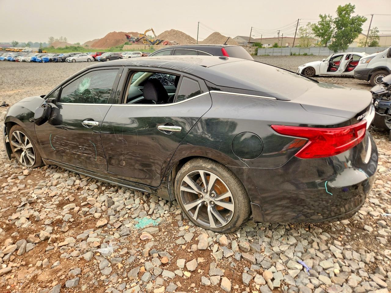 2017 NISSAN MAXIMA 3.5 S — снимка 2