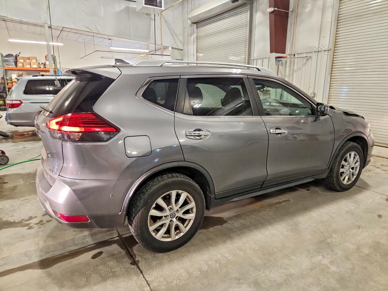 2017 NISSAN ROGUE SV — снимка 3