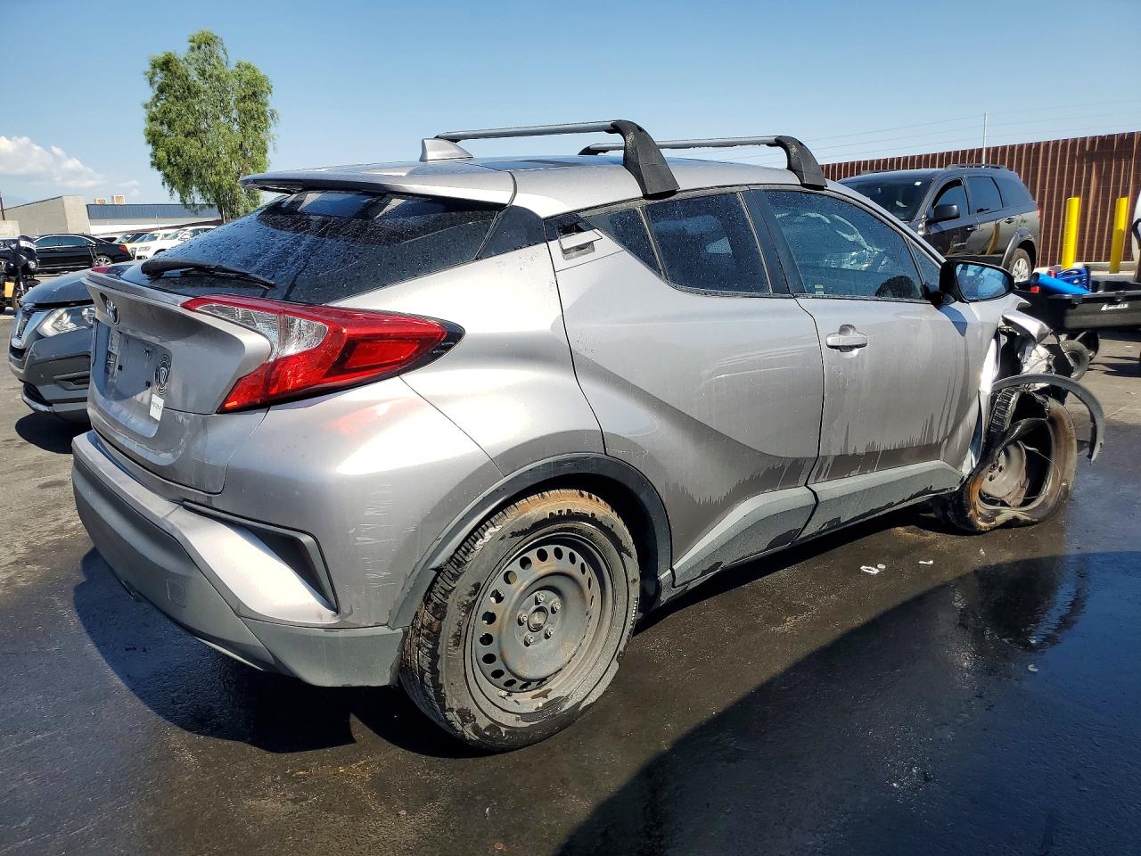 2019 TOYOTA C-HR LE — снимка 3