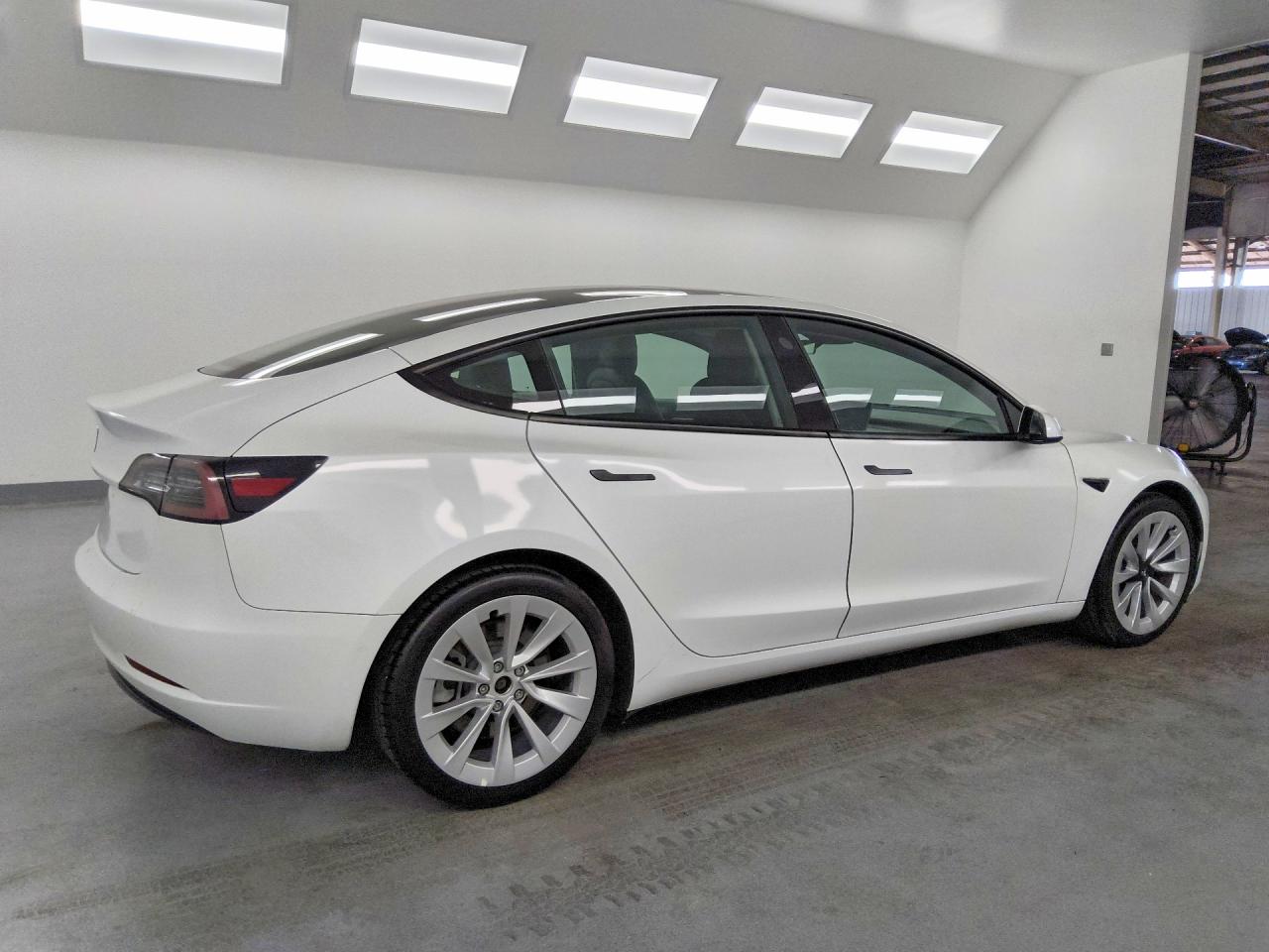 2022 TESLA MODEL 3 — снимка 3