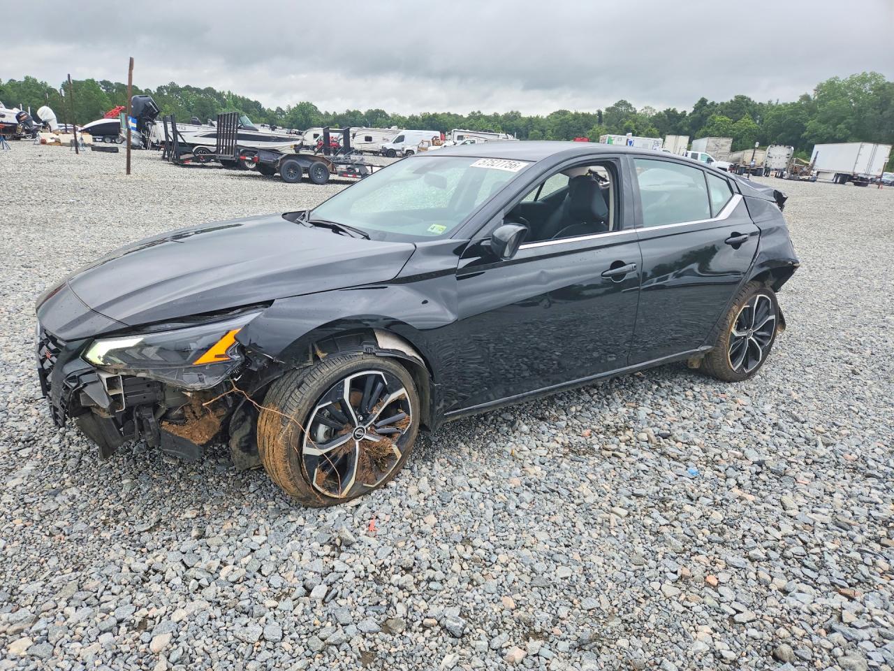 2024 NISSAN ALTIMA SR