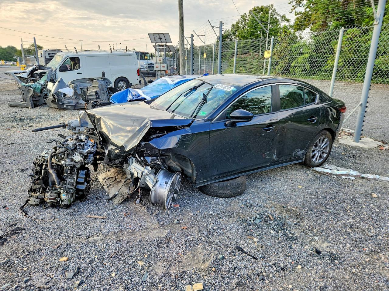 2022 MAZDA 3