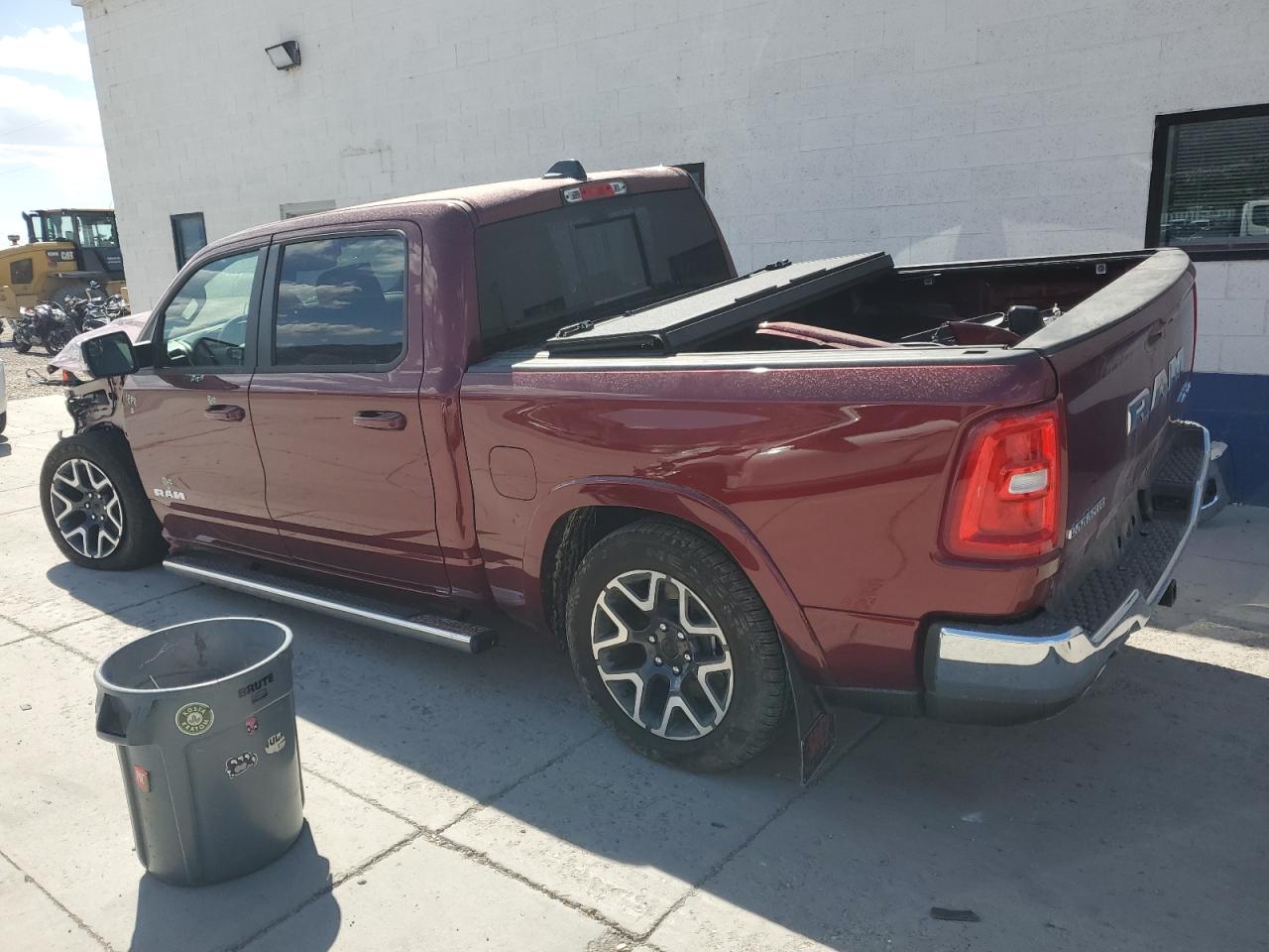 2025 RAM 1500 LARAMIE — снимка 2