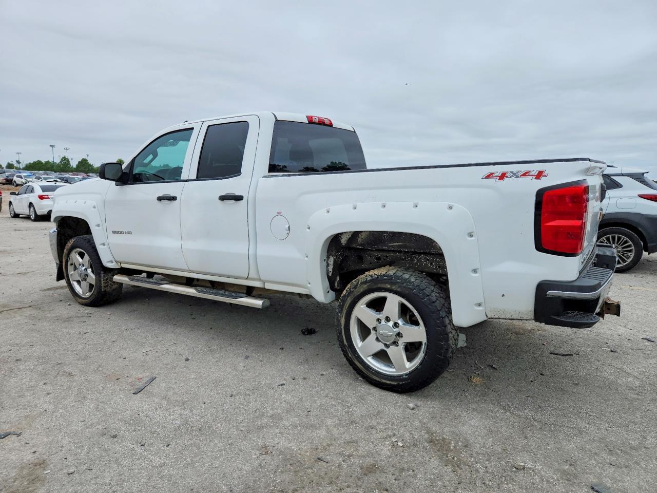 2017 CHEVROLET SILVERADO K2500 HEAVY DUTY — снимка 2
