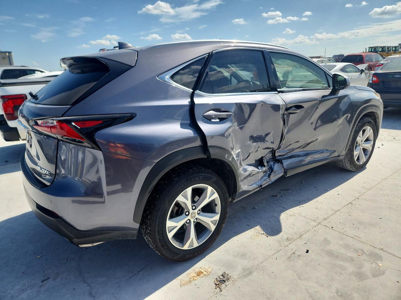 2017 LEXUS NX 200T BASE — снимка 3