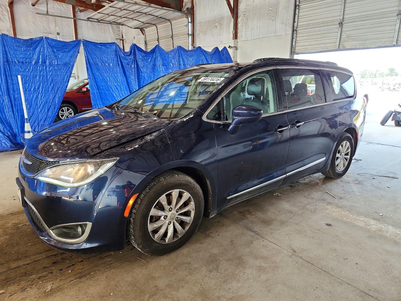 2017 CHRYSLER PACIFICA TOURING L