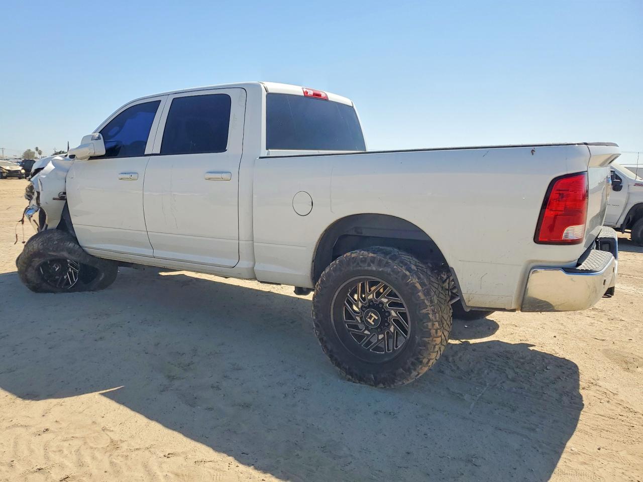 2018 RAM 2500 ST — снимка 2