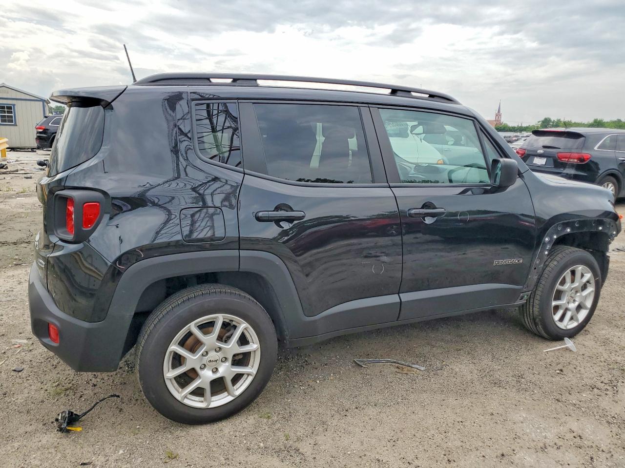 2022 JEEP RENEGADE LATITUDE — снимка 3