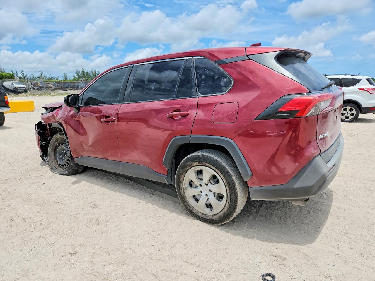 2022 TOYOTA RAV4 LE — снимка 2