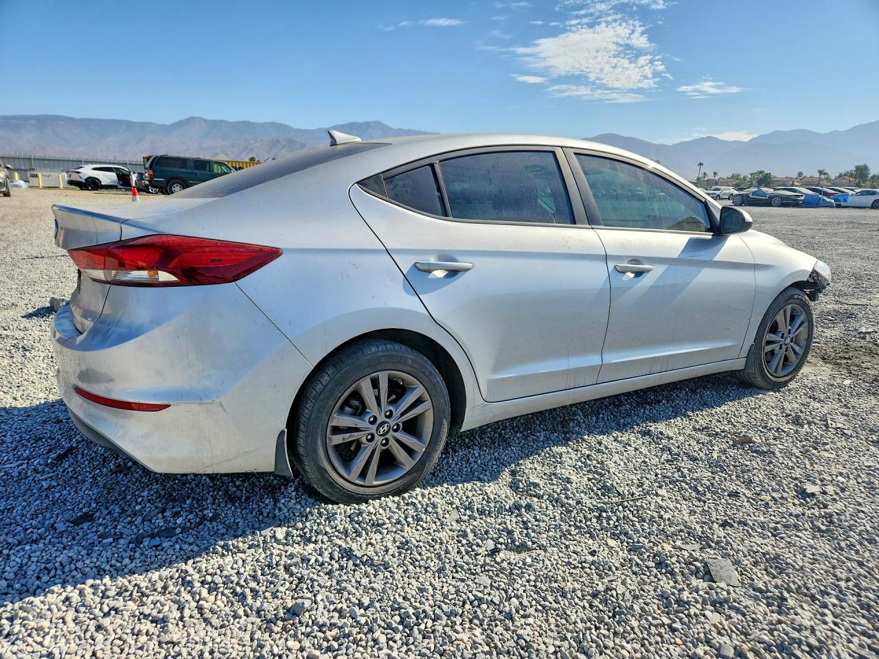 2018 HYUNDAI ELANTRA SEL — снимка 3