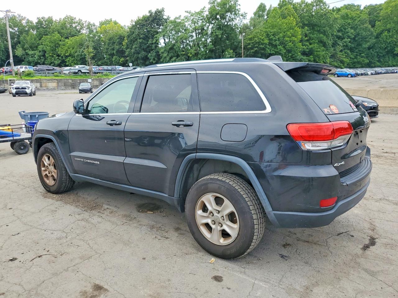 2016 JEEP GRAND CHEROKEE LAREDO — снимка 2