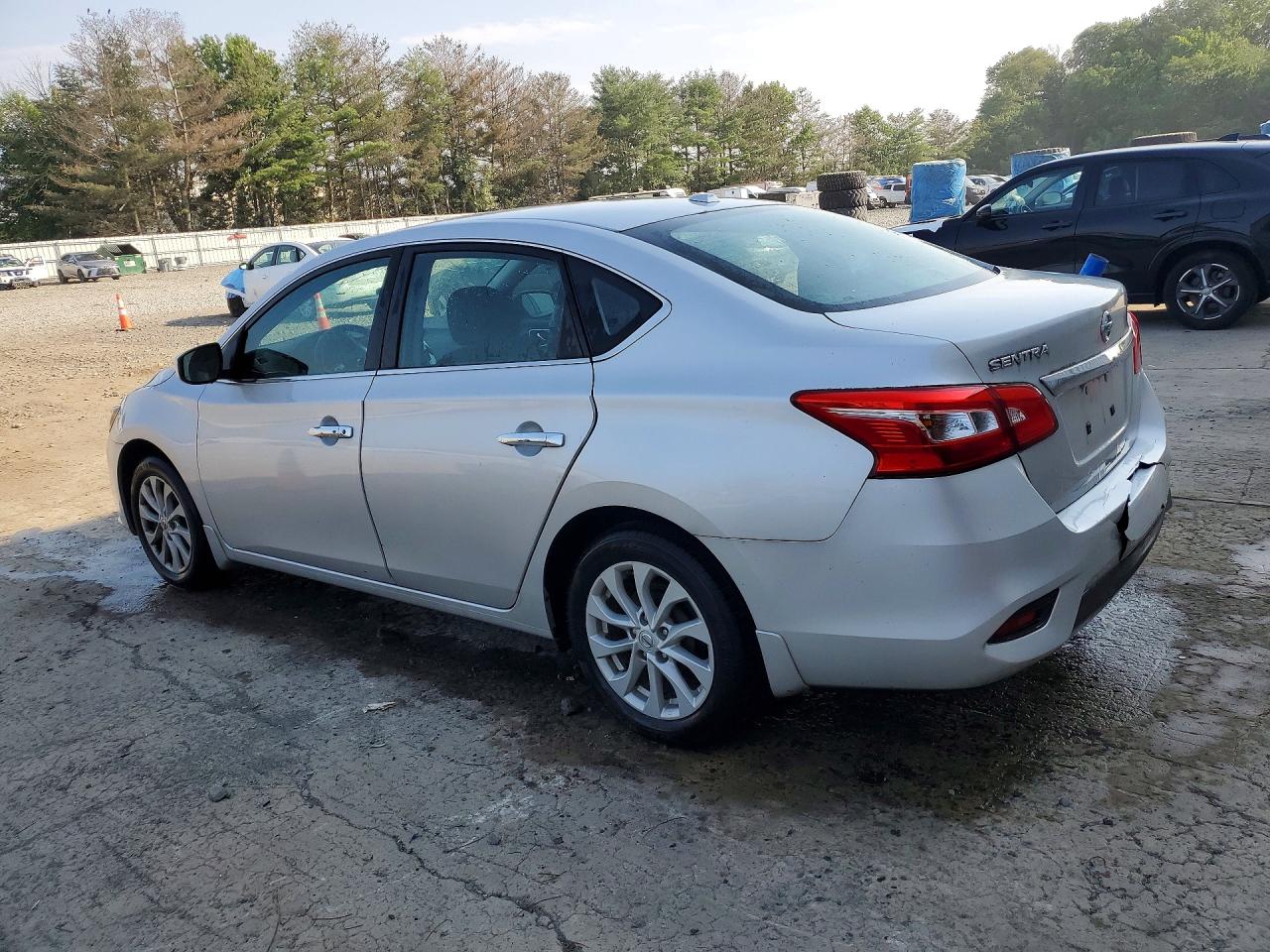 2019 NISSAN SENTRA SV — снимка 2