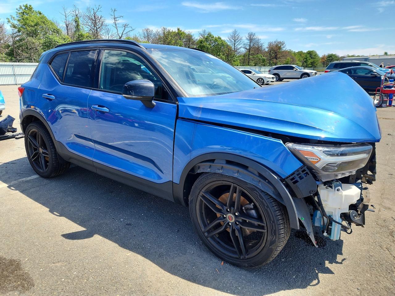 2019 VOLVO XC40 T5 MOMENTUM — снимка 4