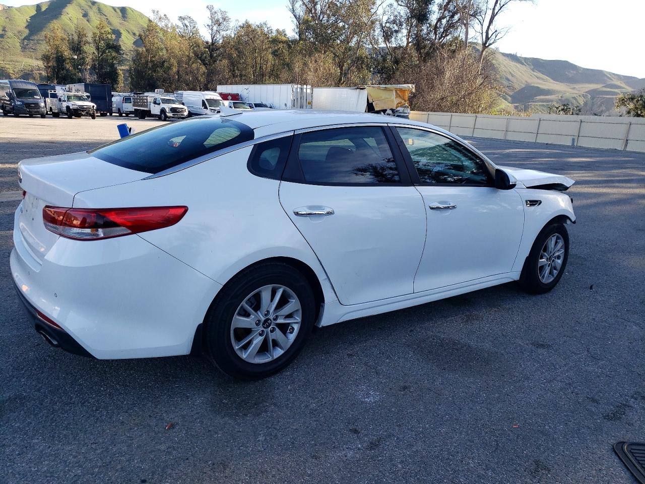 2016 KIA OPTIMA LX — снимка 3